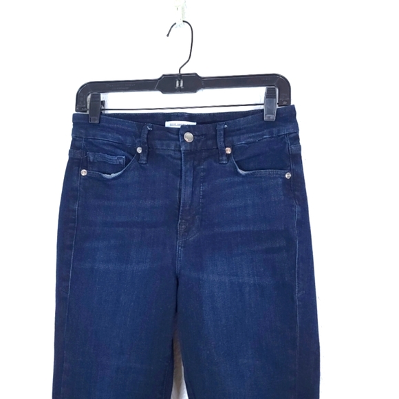 GOOD AMERICAN Good Legs Jeans in Blue 224 - Picture 6 of 10